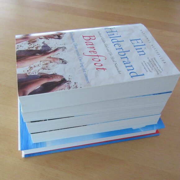 Summer beach reads - Elin Hilderbrand - Nantucket series - 5 books - Picture 3 of 4